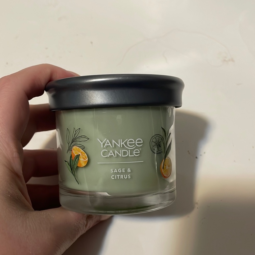 New Yankee Candle Sage & Citrus 4.1oz